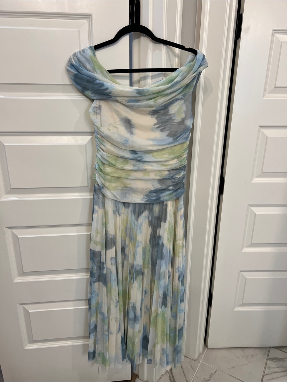 Abercrombie Giselle Drop waist Maxi Dress